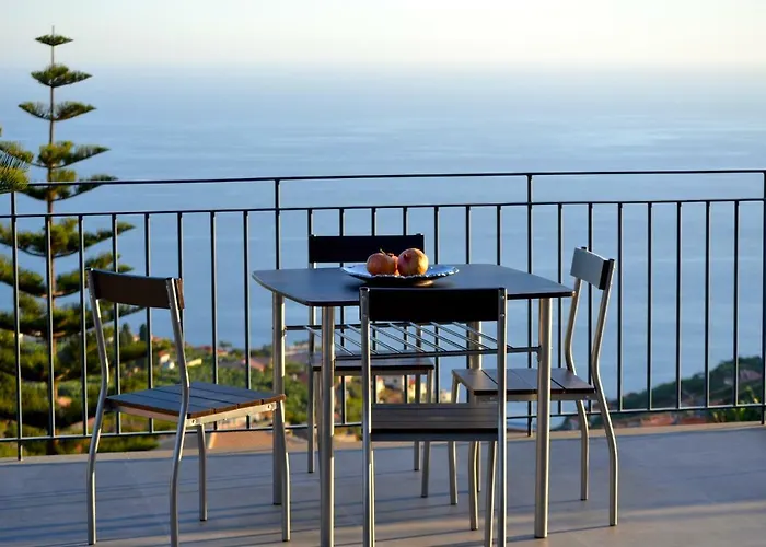 Casa Do Lado Pensión Ponta do Sol (Madeira)